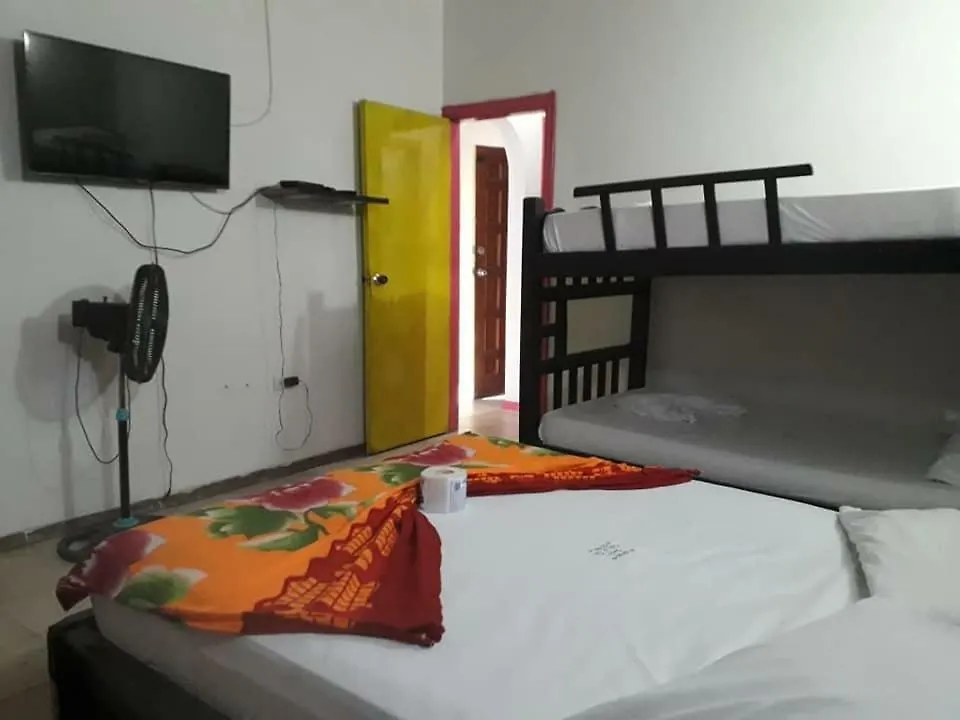 Hostal Vista Al Mar Santa Marta  0*, Santa Marta (Magdalena)